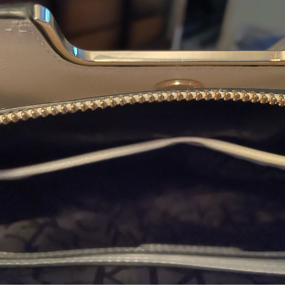 calvin klein pocket book - Picture 5 of 7